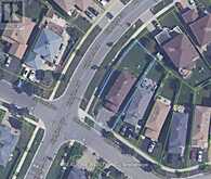 2 HARNESS CIRCLE | Markham Ontario | Slide Image Four