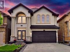 36 CHARTWELL CIRCLE Hamilton Ontario, L9A 0B7