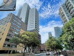 2108 - 81 WELLESLEY STREET E Toronto Ontario, M4Y 0C5