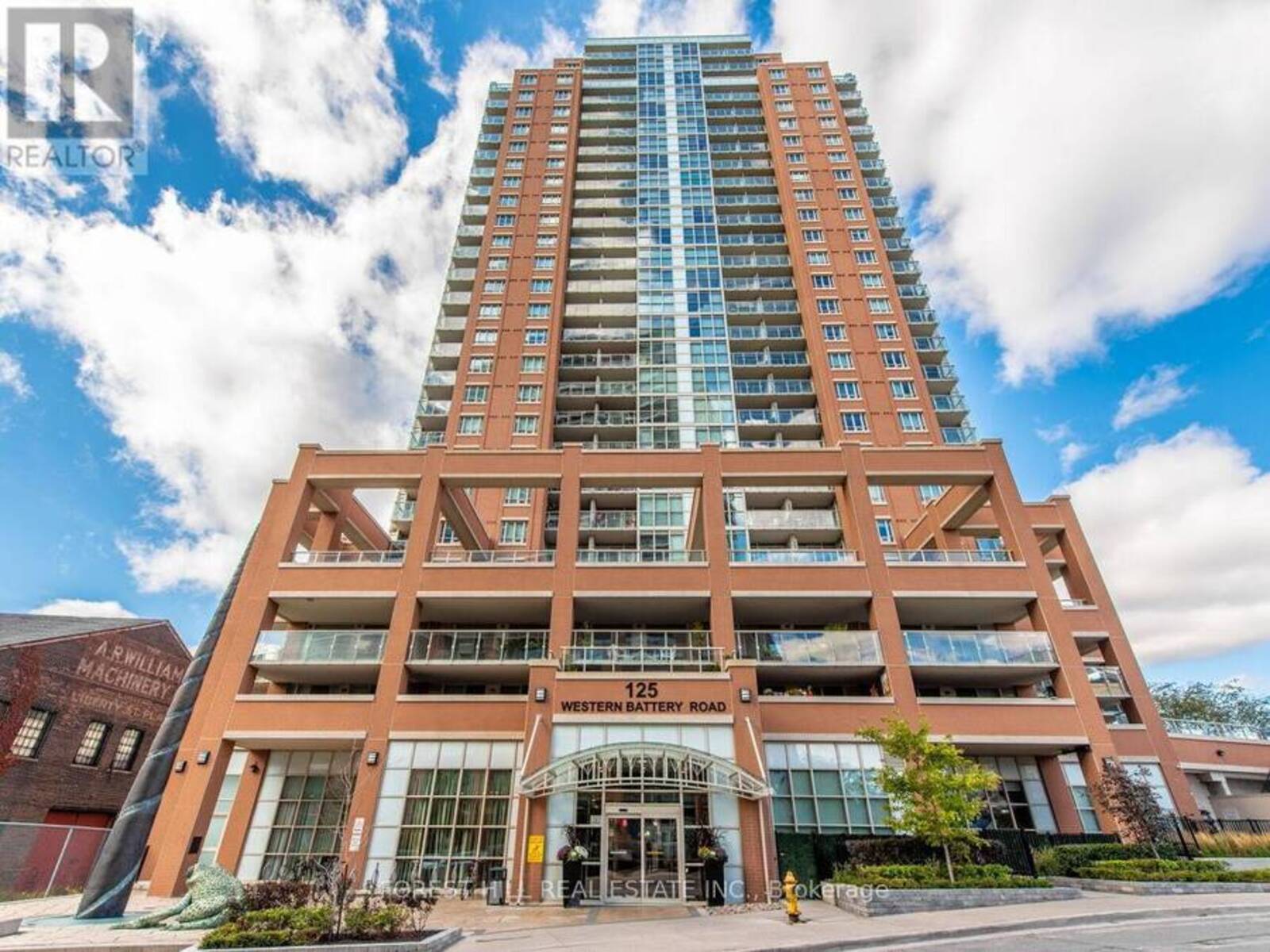 2409 - 125 WESTERN BATTERY ROAD, Toronto, Ontario M6K 3R8