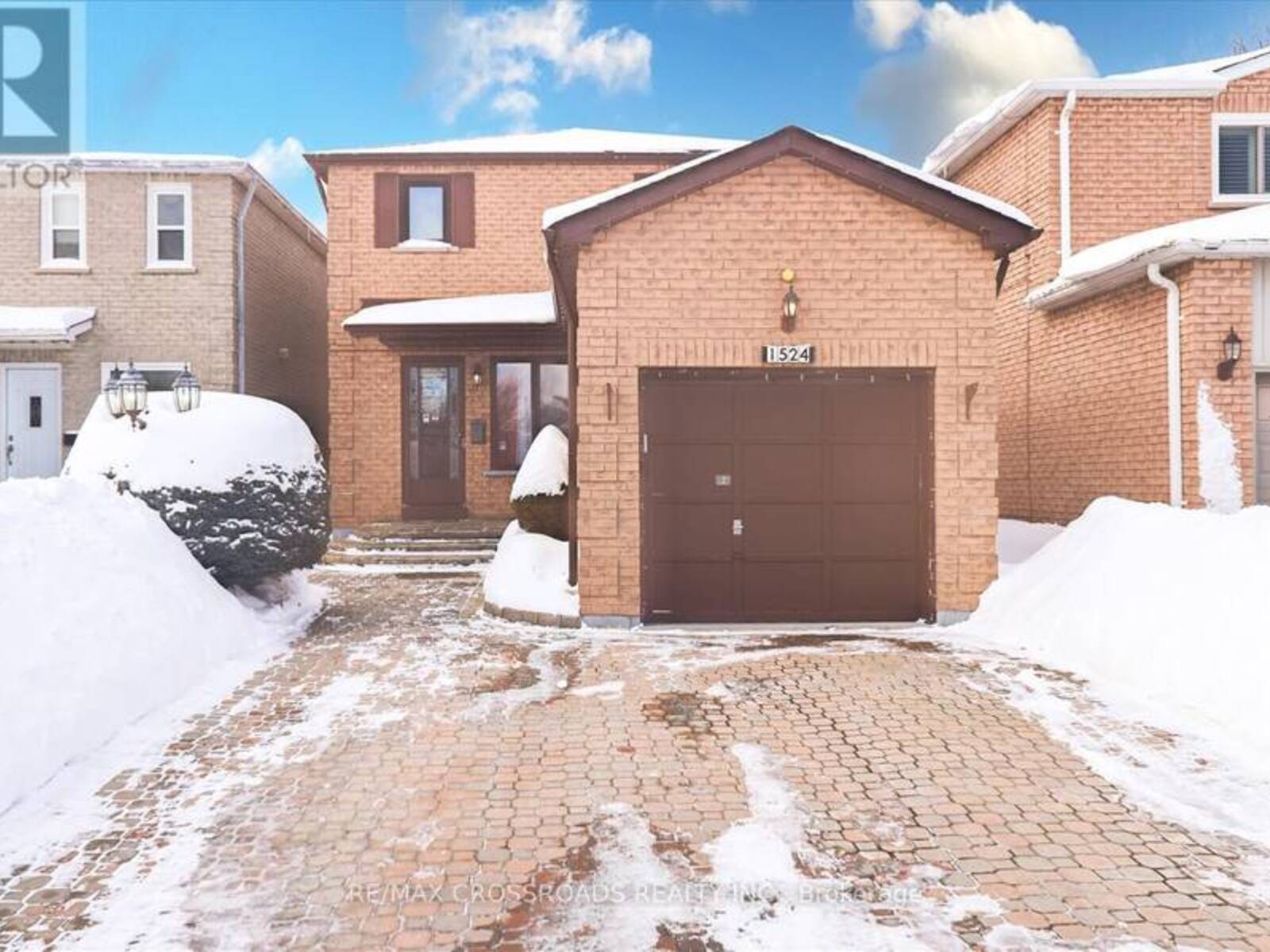 1524 BEECHLAWN DRIVE, Pickering, Ontario L1V 6E6