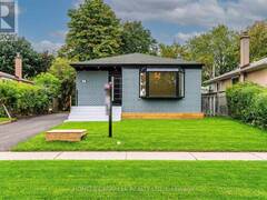 203 TOYNBEE TRAIL Toronto Ontario, M1E 1G8