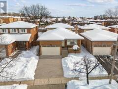 1222 LARNY COURT Mississauga Ontario, L4W 3N4