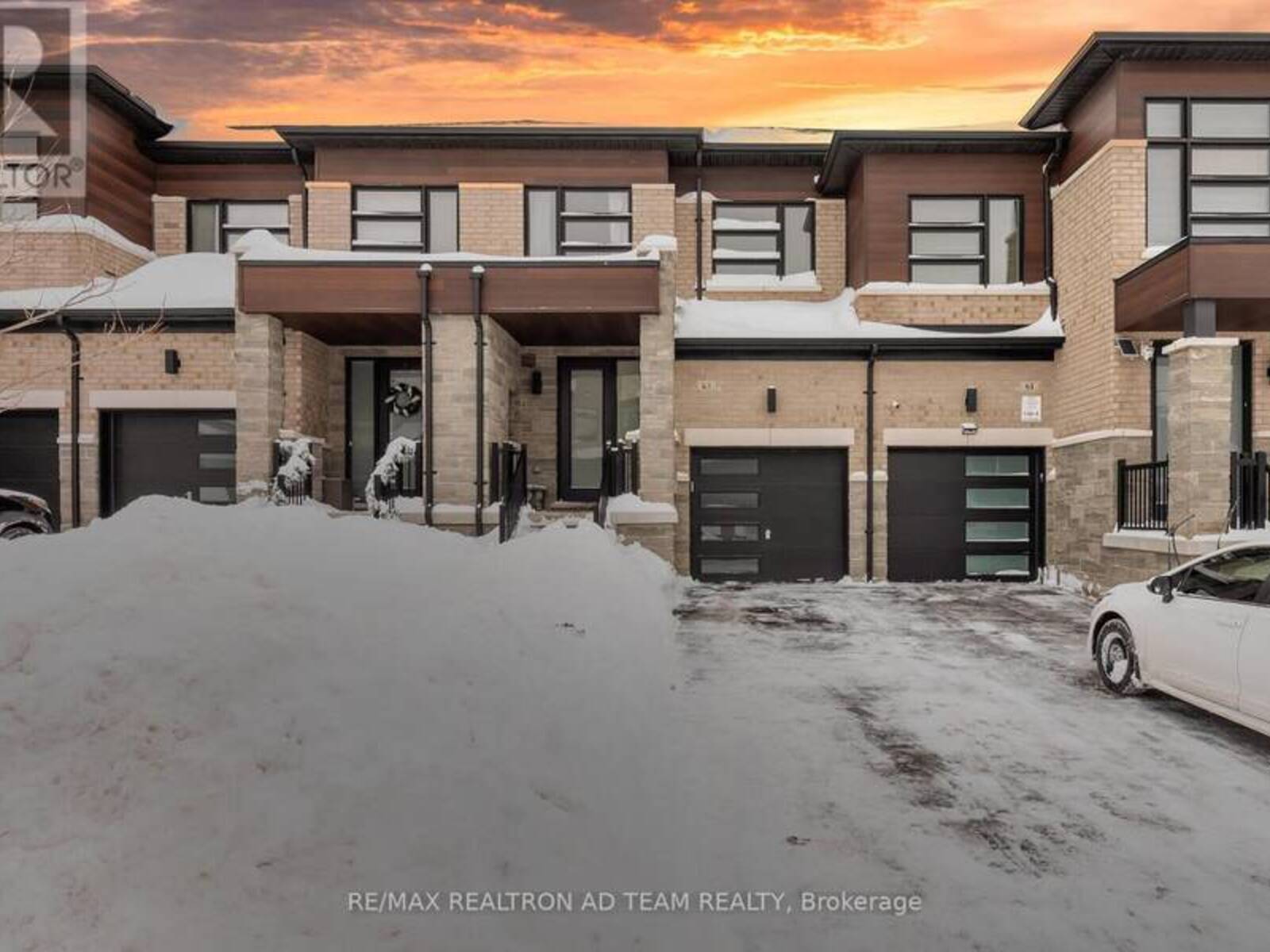 63 FALLHARVEST WAY, Whitchurch-Stouffville, Ontario L4A 4W4