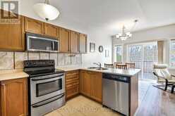 18 GLENDOWER CRESCENT | Georgina Ontario | Slide Image Nine