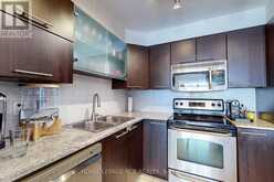 515 - 37 GALLERIA PARKWAY | Markham Ontario | Slide Image Ten