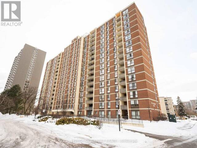 201 - 3170 KIRWIN AVENUE Mississauga Ontario, L5A 3R1 - 3 Bedrooms Condo For Sale