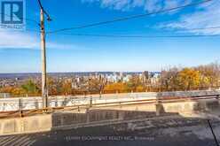 6 ARCADE CRESCENT | Hamilton Ontario | Slide Image Forty-two