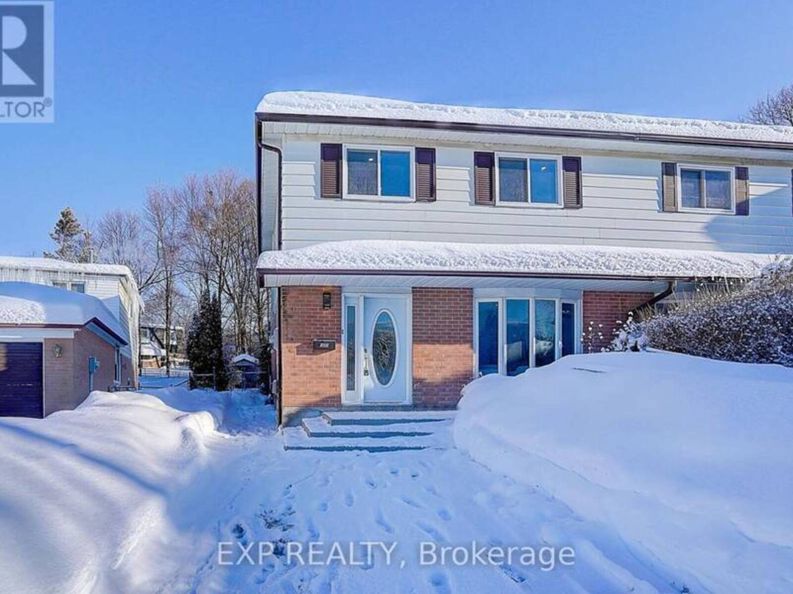 763 BEMAN DRIVE, Newmarket, Ontario L3Y 4Z4