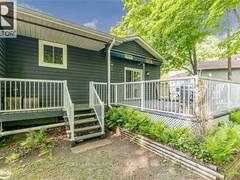 2 OJIBWAY COURT Tiny Ontario, L9M 0B5