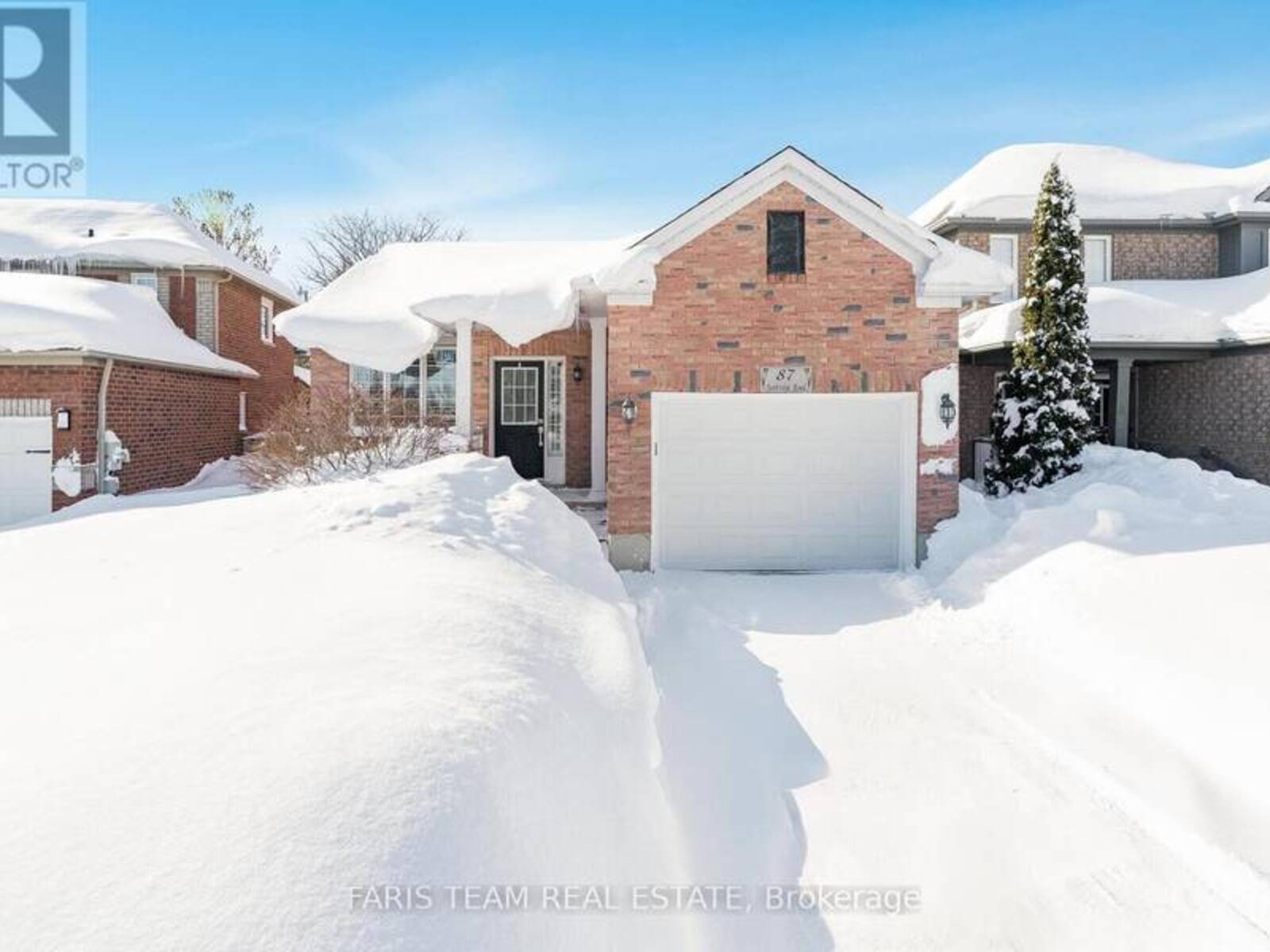 87 TUNBRIDGE ROAD, Barrie, Ontario L4M 6S9