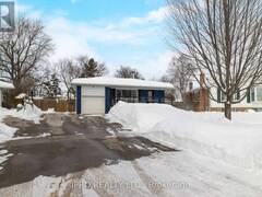 51 STOCKMAN CRESCENT Halton Hills Ontario, L7G 1J5