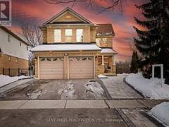 49 WETHERBURN DRIVE Whitby Ontario, L1P 1M7