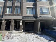 13 EMMAS WAY Whitby Ontario, L1R 0S7