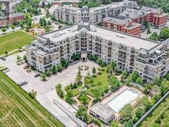 232 - 111 CIVIC SQUARE GATE Aurora Ontario, L4G 0S6