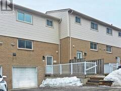 9 - 51 CAROGA COURT Hamilton Ontario, L9C 7C2