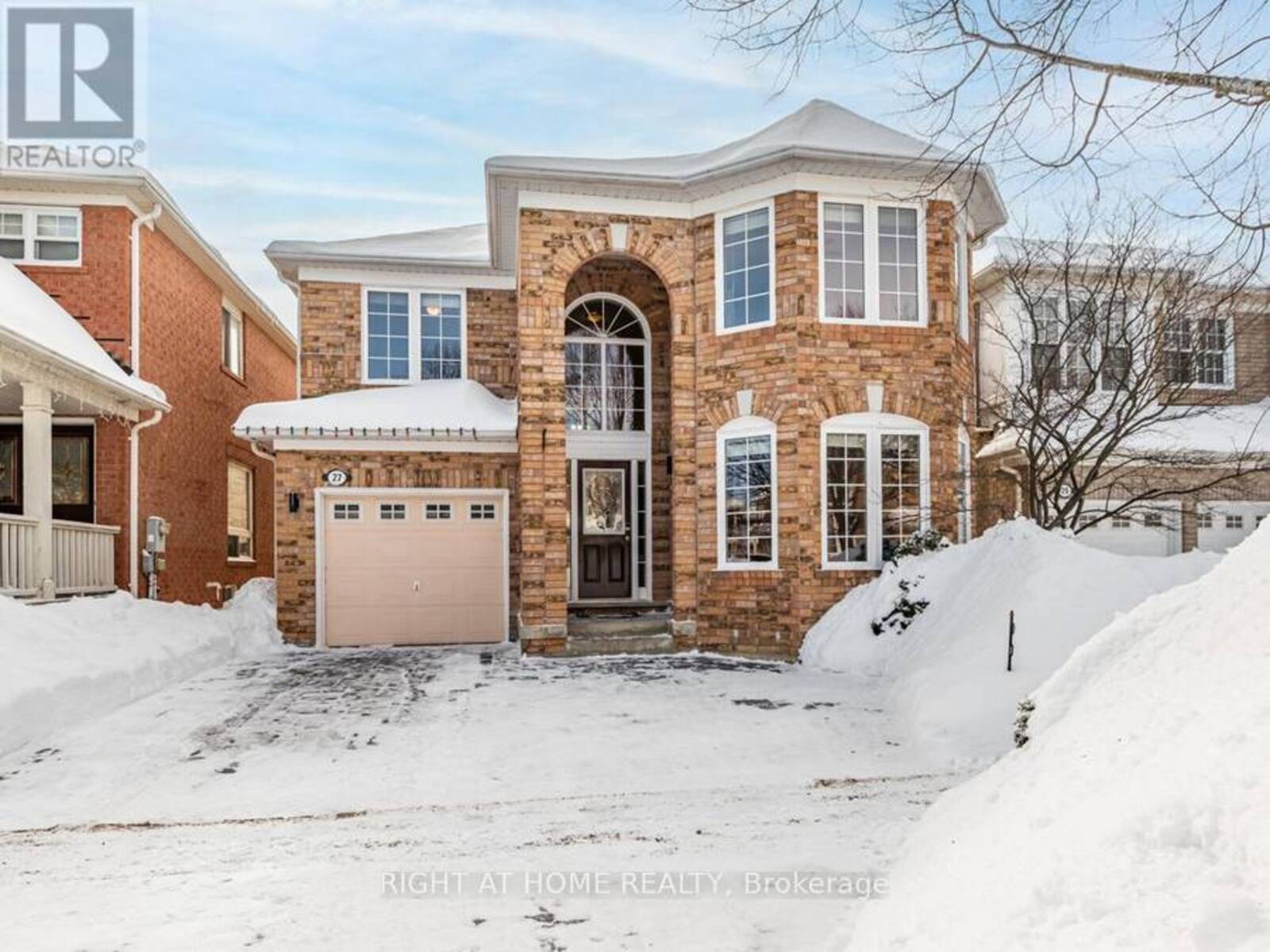 27 WILTSHIRE DRIVE, Markham, Ontario L6C 2N3