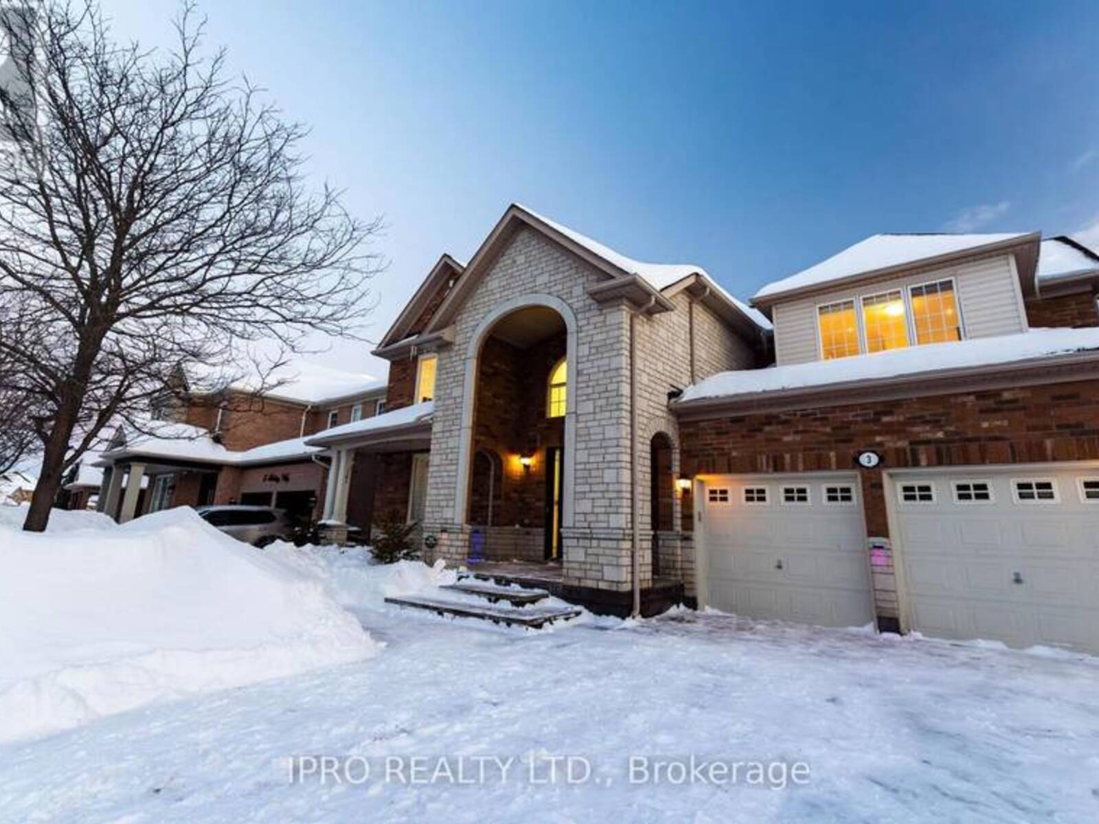 3 BALMY WAY, Brampton, Ontario L6P 1L2