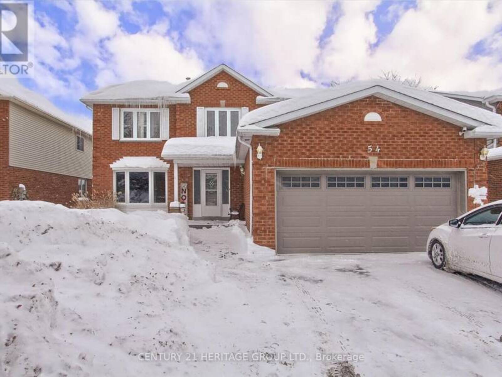 54 HADERA PLACE, Georgina, Ontario L4P 3N6