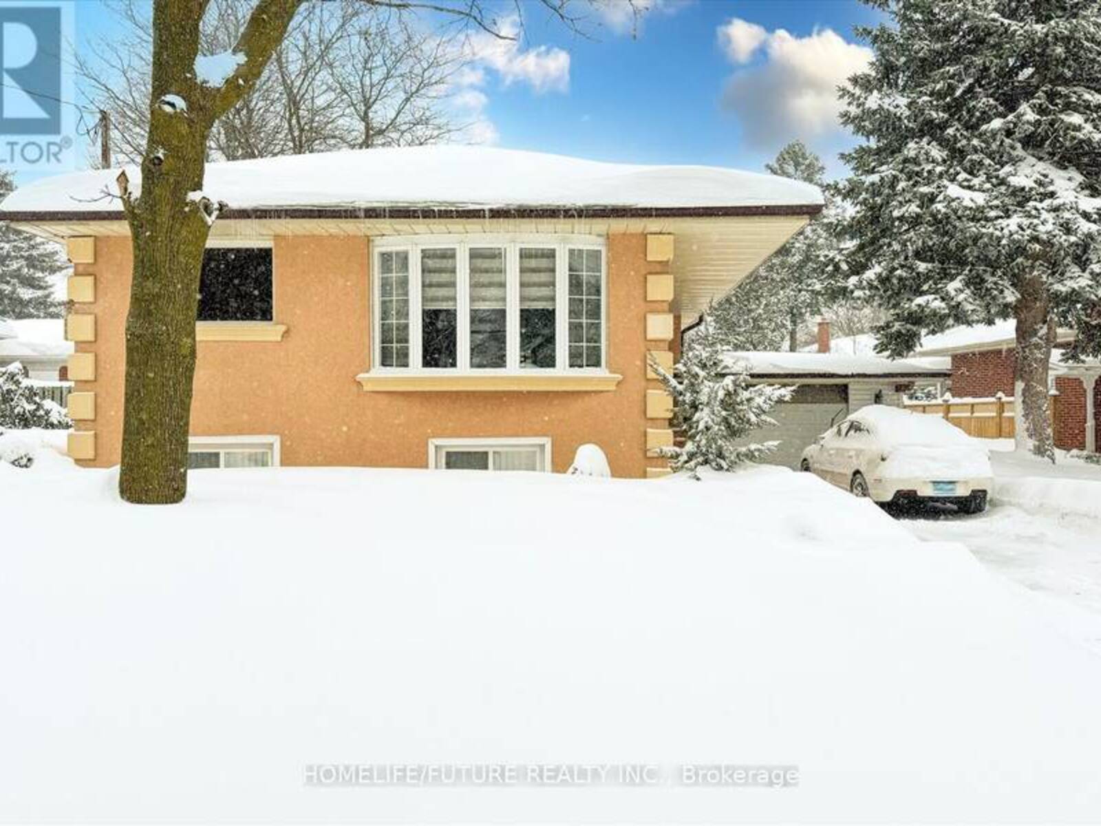 53 APPLEFIELD DRIVE, Toronto, Ontario M1P 3Y1