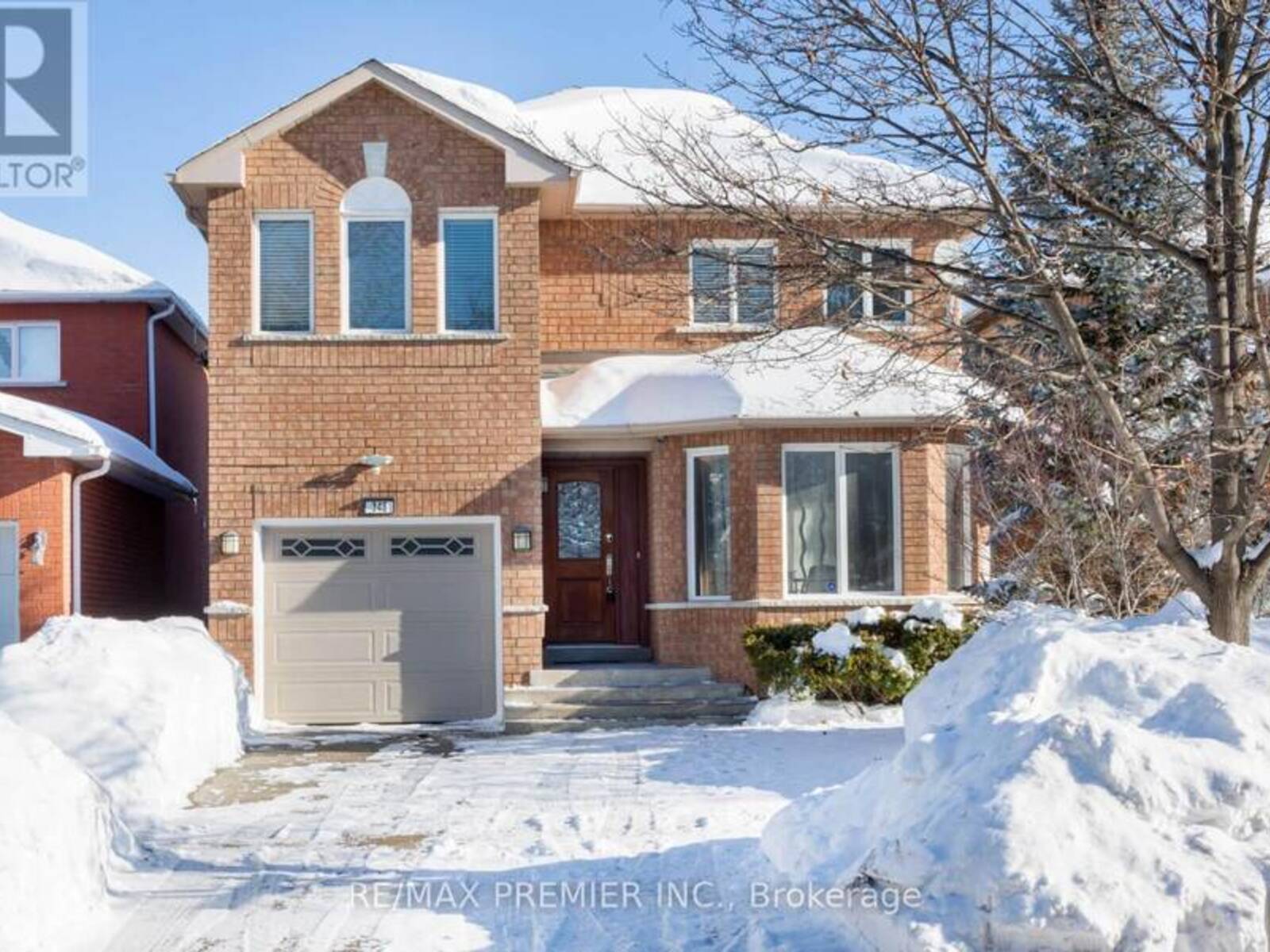 348 ROYALPARK WAY, Vaughan, Ontario L4K 1K4