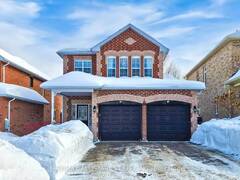 88 BOLTON DRIVE Uxbridge Ontario, L9P 1W9