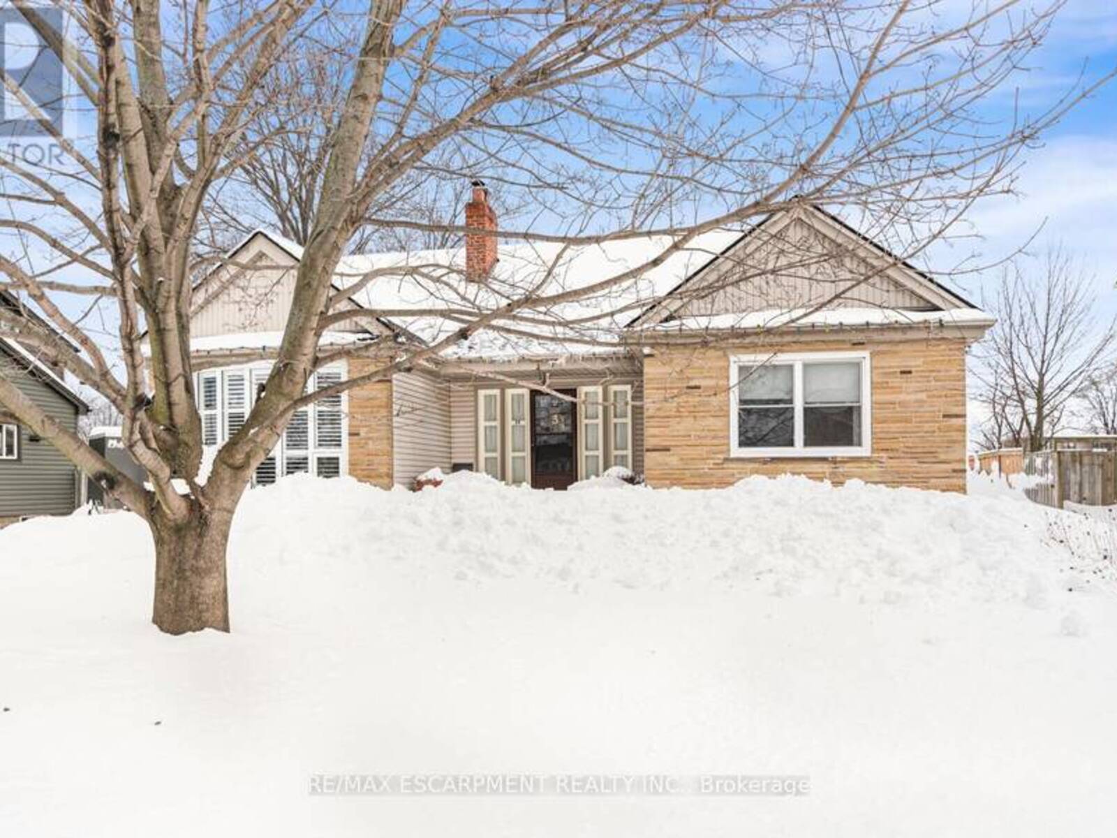 34 NORWICH ROAD, Hamilton, Ontario L8E 1Z8