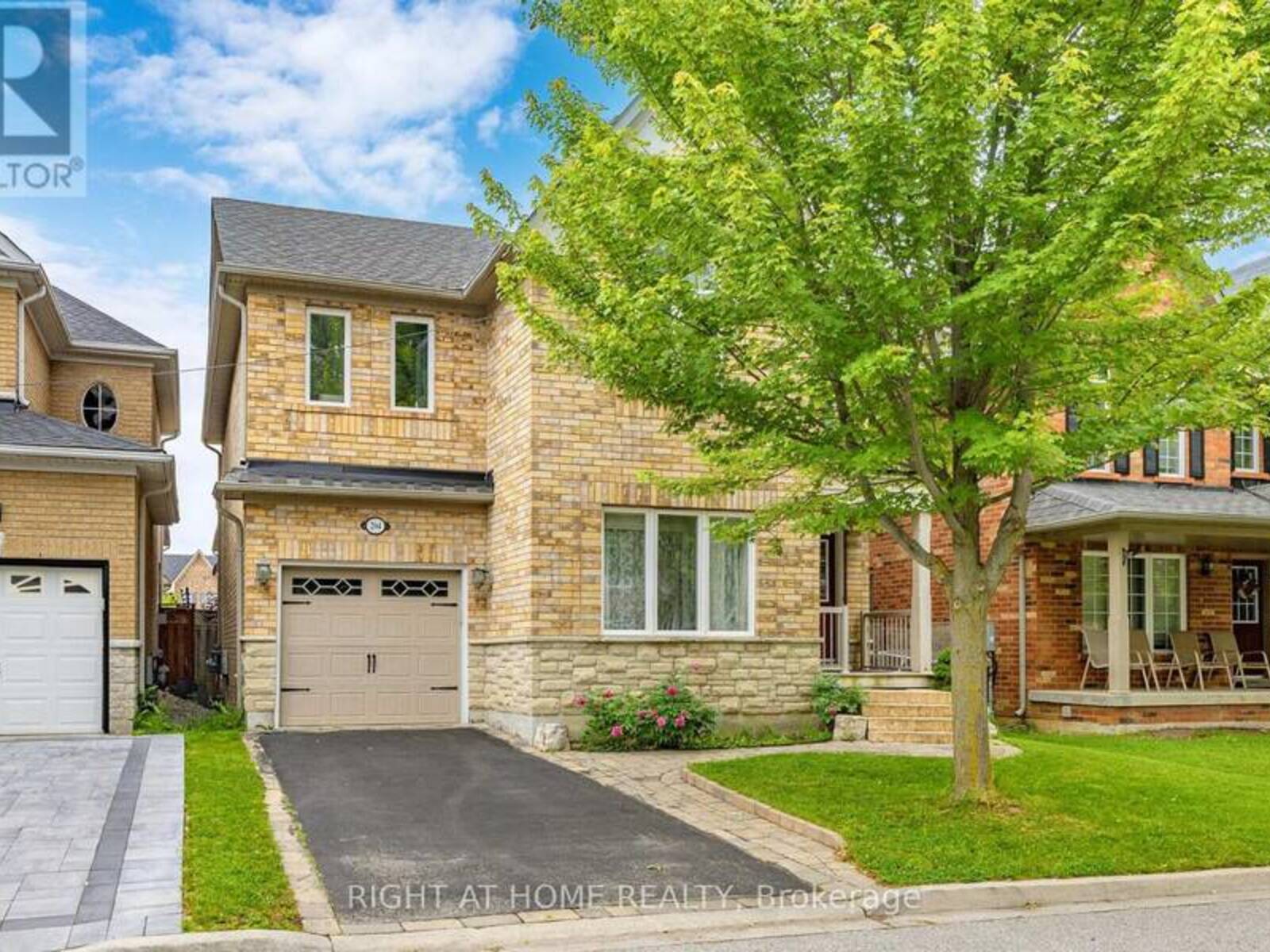 204 EVERETT STREET, Markham, Ontario L6E 1H2