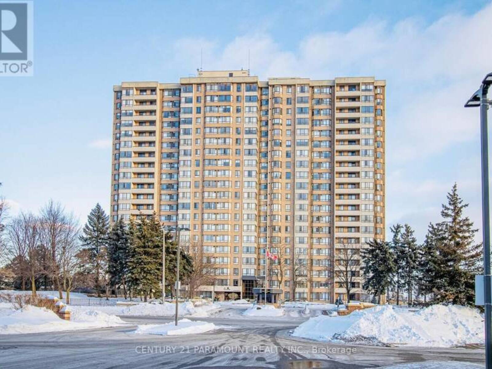 1802 - 100 COUNTY COURT BOULEVARD, Brampton, Ontario L6W 3X1