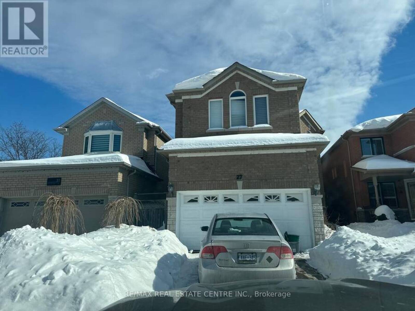 27 SANDWAY CRESCENT, Vaughan, Ontario L6A 2M1