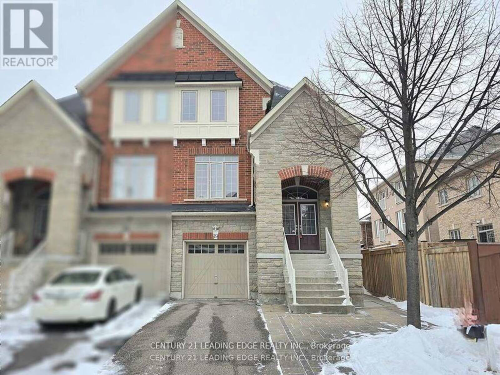 19 LIVING CRESCENT, Markham, Ontario L6C 0T7