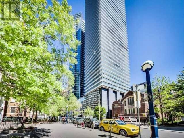 1411 - 33 CHARLES STREET E Toronto Ontario, M4Y 0A2 - 1 Bedroom Condo For Sale