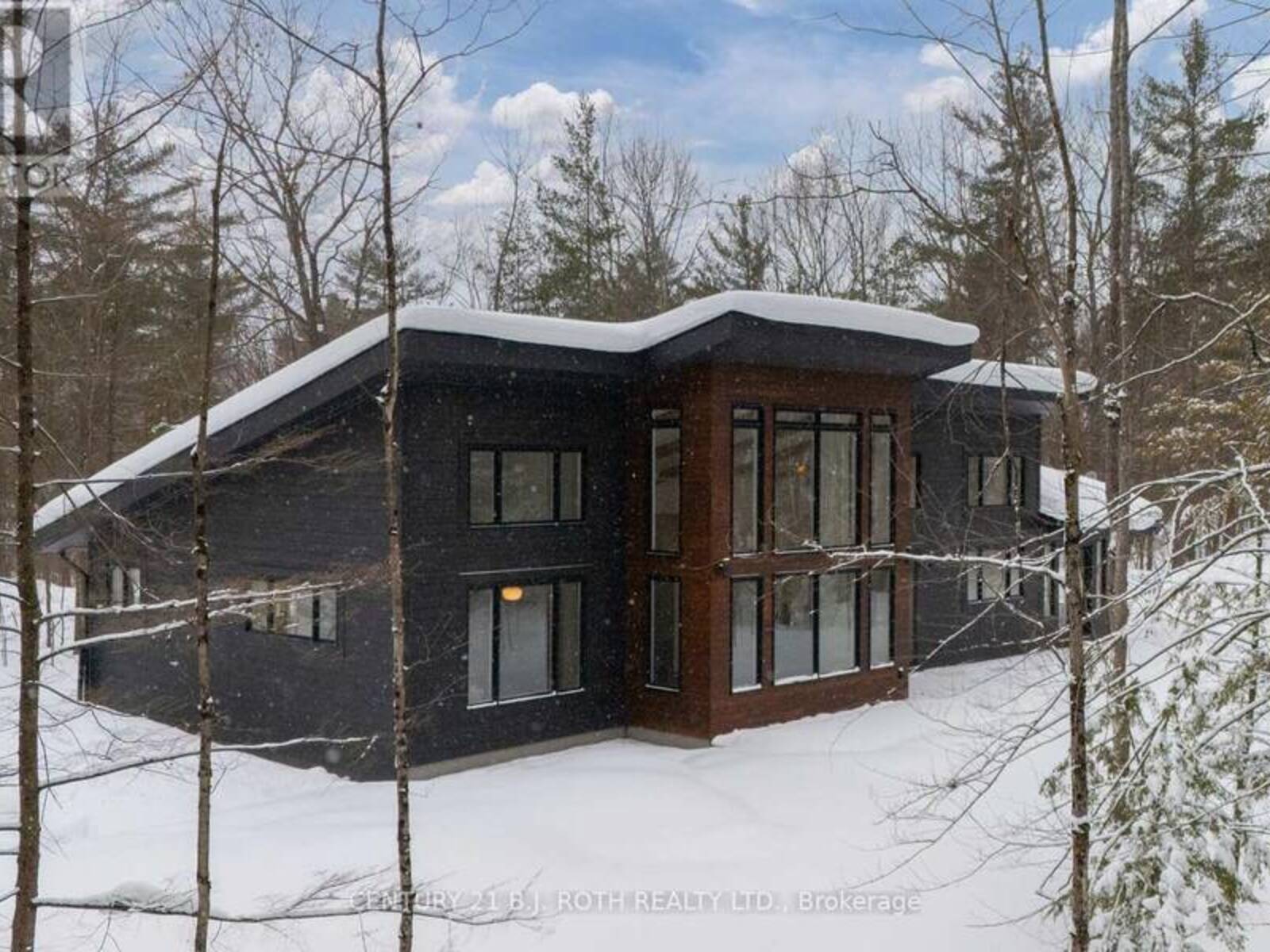 1532 SOUTHWOOD ROAD, Gravenhurst, Ontario P0E 1G0