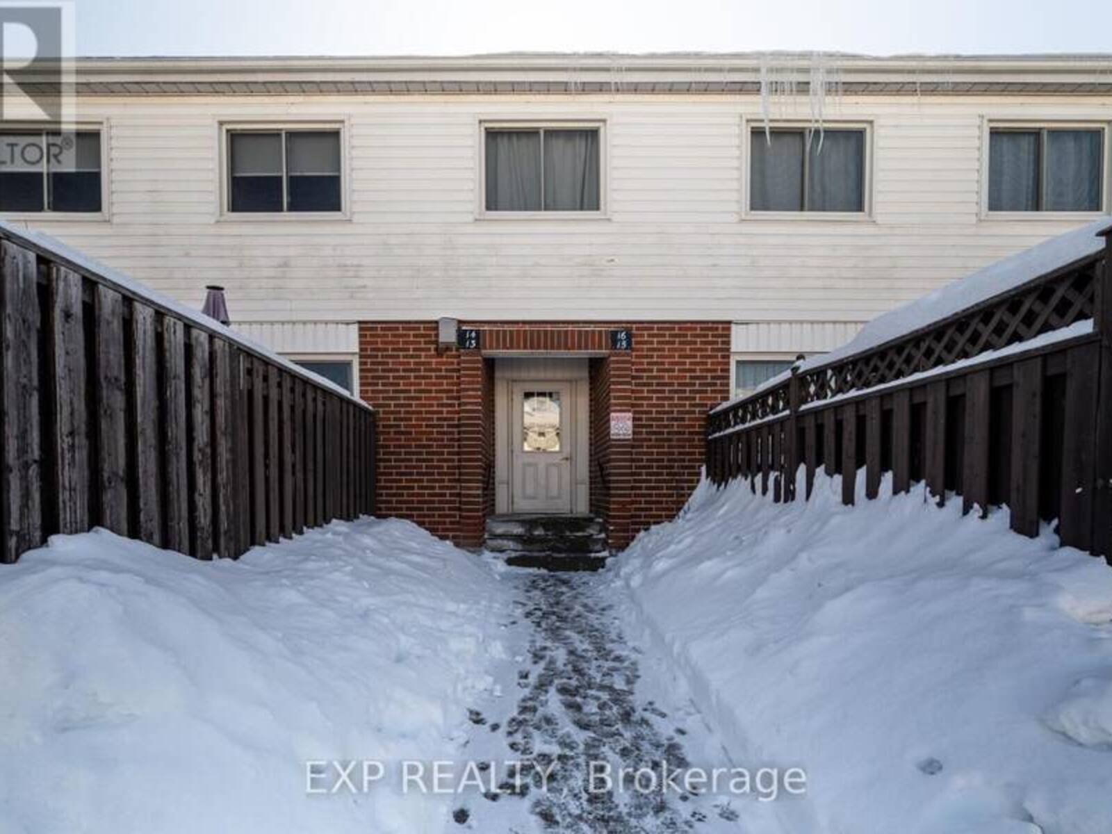 14 - 1010 GLEN STREET, Oshawa, Ontario L1J 6J2