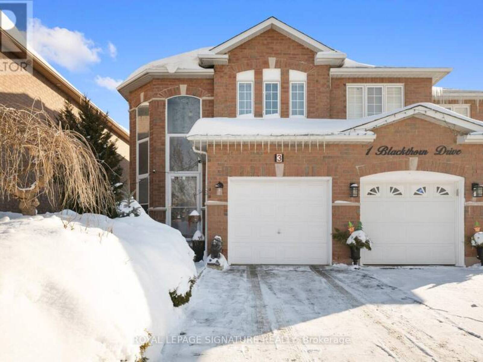 3 BLACKTHORN DRIVE, Vaughan, Ontario L6A 3C3