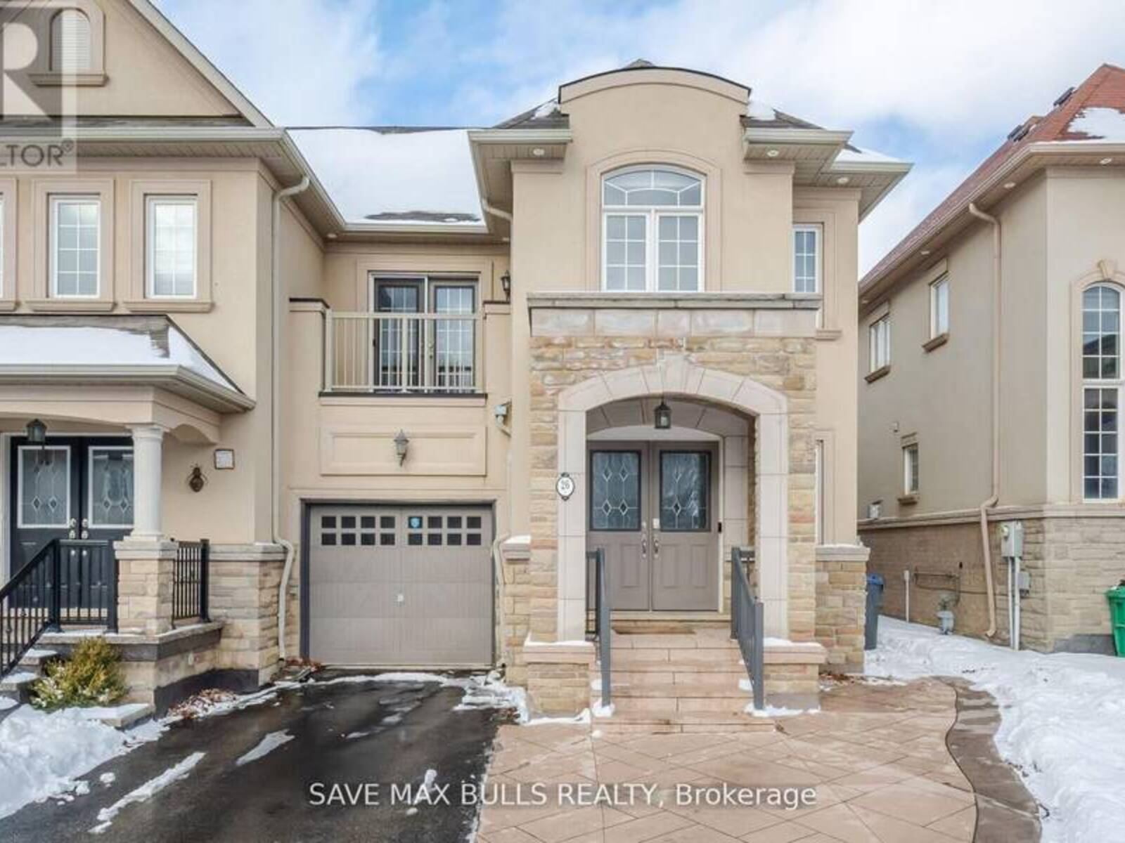 26 BEACHVILLE CIRCLE, Brampton, Ontario L6X 0V3