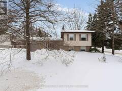 57 INDIAN ARROW ROAD Barrie Ontario, L4M 5P1