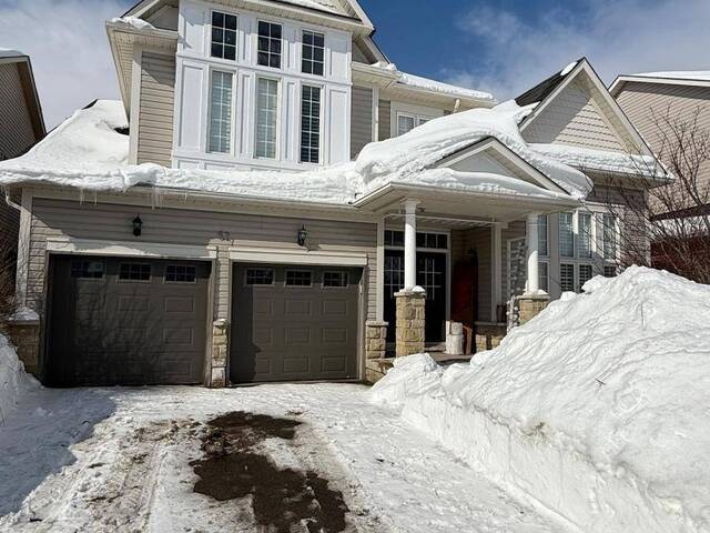 52 REGALIA WAY Barrie Ontario, L4M 7H8 - 5 Bedrooms Home For Sale