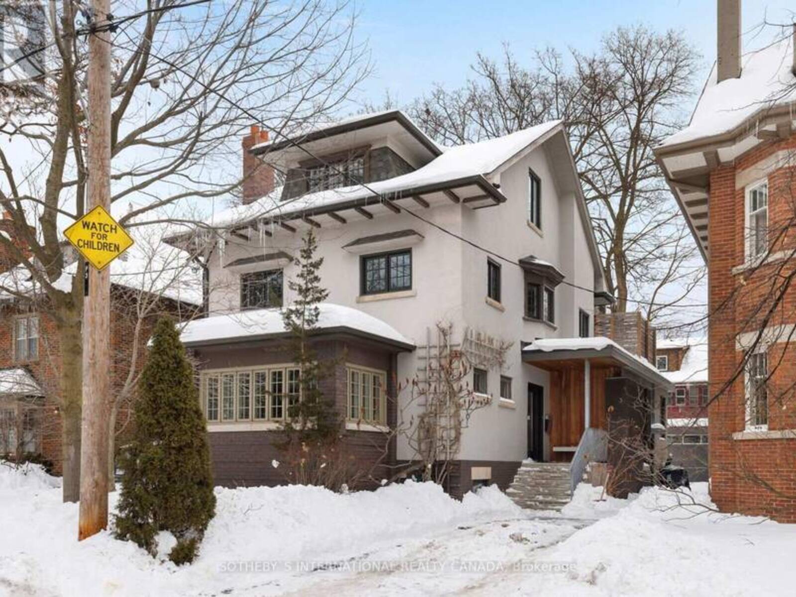 3 WELLS HILL AVENUE, Toronto, Ontario M5R 3A5