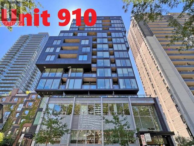 910 - 17 DUNDONALD STREET Toronto Ontario, M4Y 0E4 - 2 Bedrooms Condo For Sale