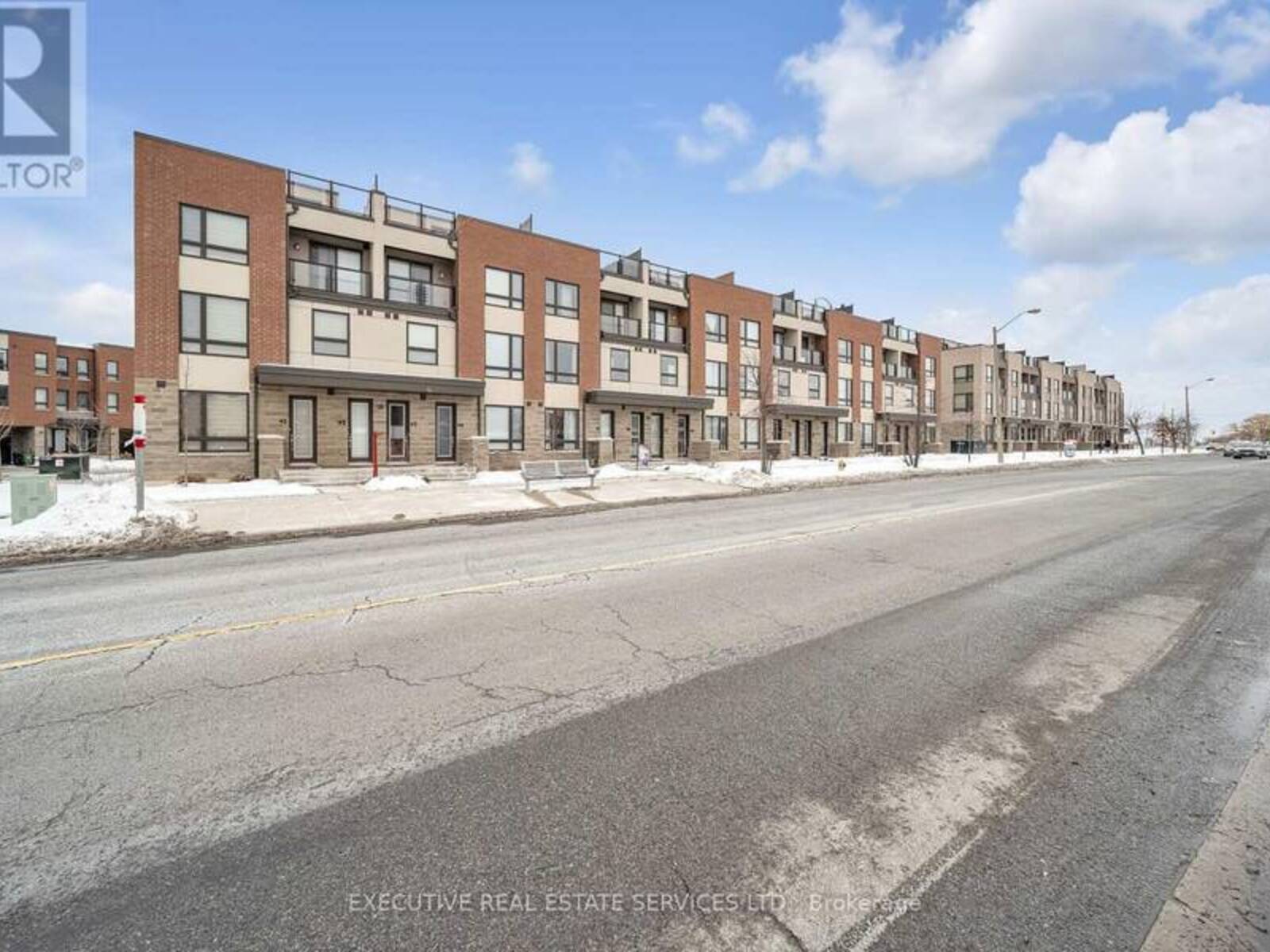 #4 - 26 HUMBERWOOD BOULEVARD, Toronto, Ontario M9W 6X7