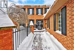 67 ATTRIDGE DRIVE | Aurora Ontario | Slide Image Nine