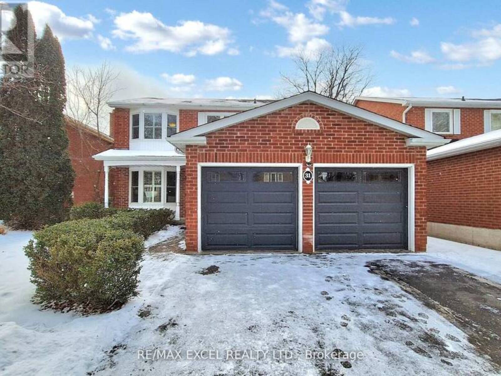 31 BARLOW ROAD, Markham, Ontario L3R 8A4