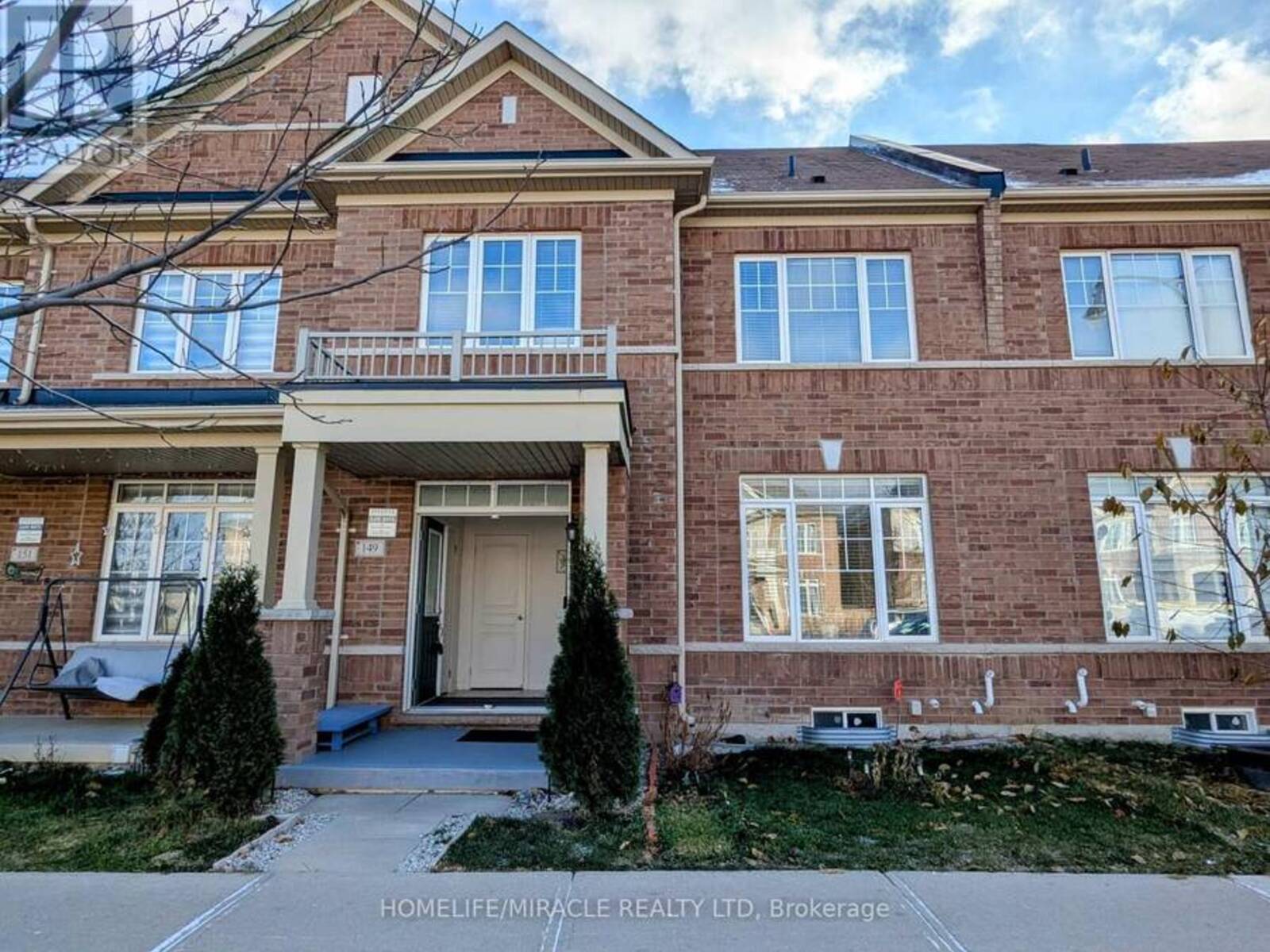 149 REMEMBRANCE ROAD, Brampton, Ontario L7A 3Y2