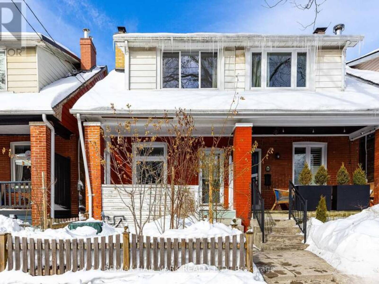 148 MOUNTJOY AVENUE, Toronto, Ontario M4J 1K2