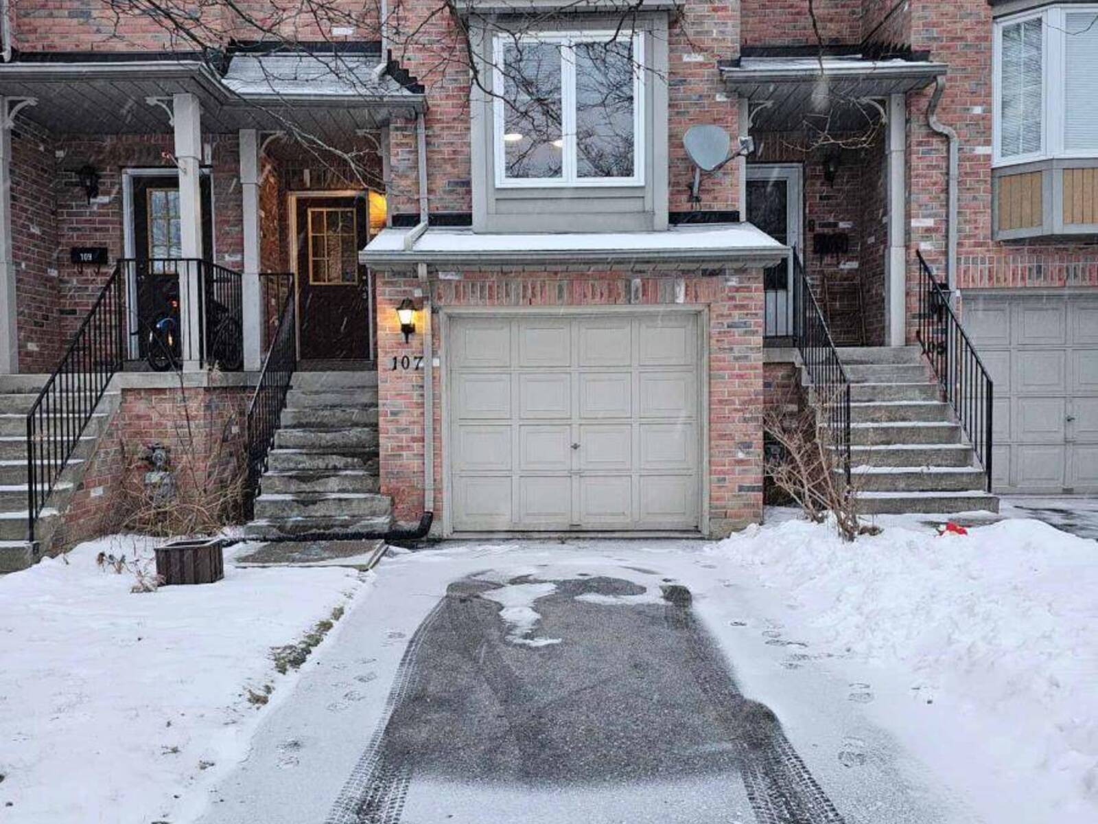 107 ROUGEHAVEN WAY, Markham, Ontario L3P 7W5