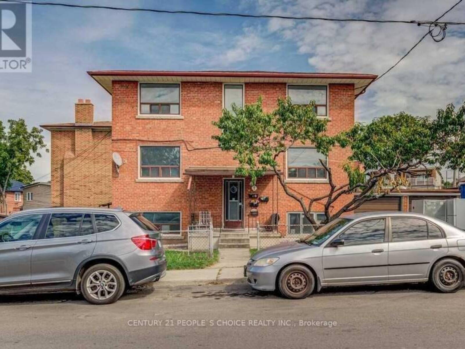 1 LACEY AVENUE, Toronto, Ontario M6M 3L6