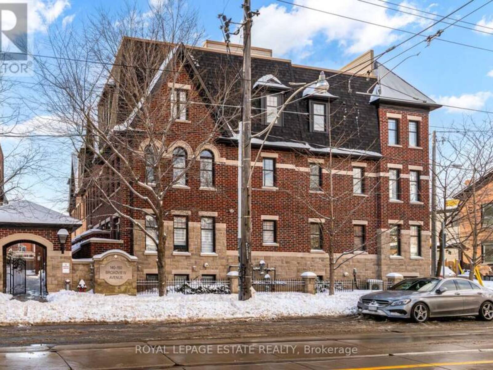 21 - 150 BROADVIEW AVENUE, Toronto, Ontario M4M 0A9