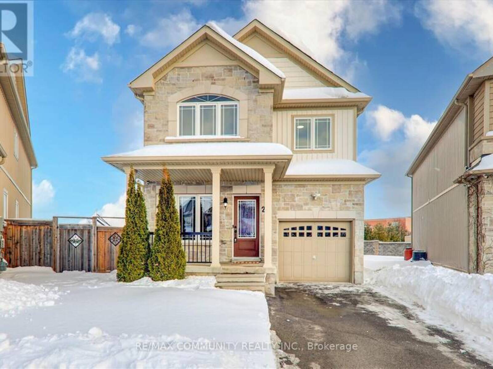 25 MANTZ CRESCENT, Whitby, Ontario L1R 0L3