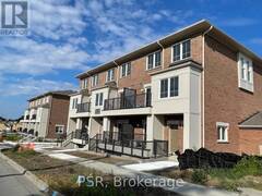 7 - 485 BERESFORD PATH Oshawa Ontario, L1H 0B2